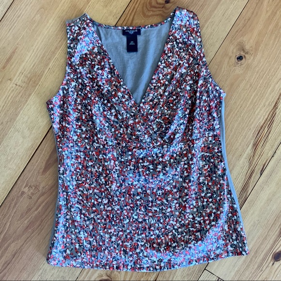 Ann Taylor Criss Cross VNeck Confetti Pattern Top - Picture 8 of 9